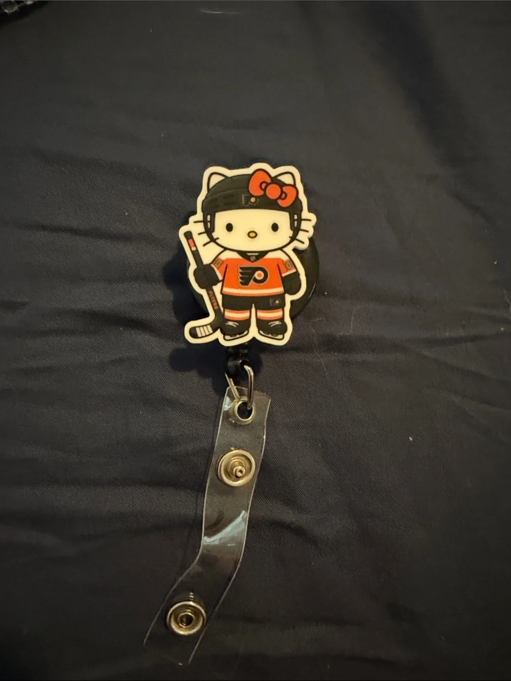 Hello Kitty x Philadelphia Flyers Red Badge Reel Card Holder